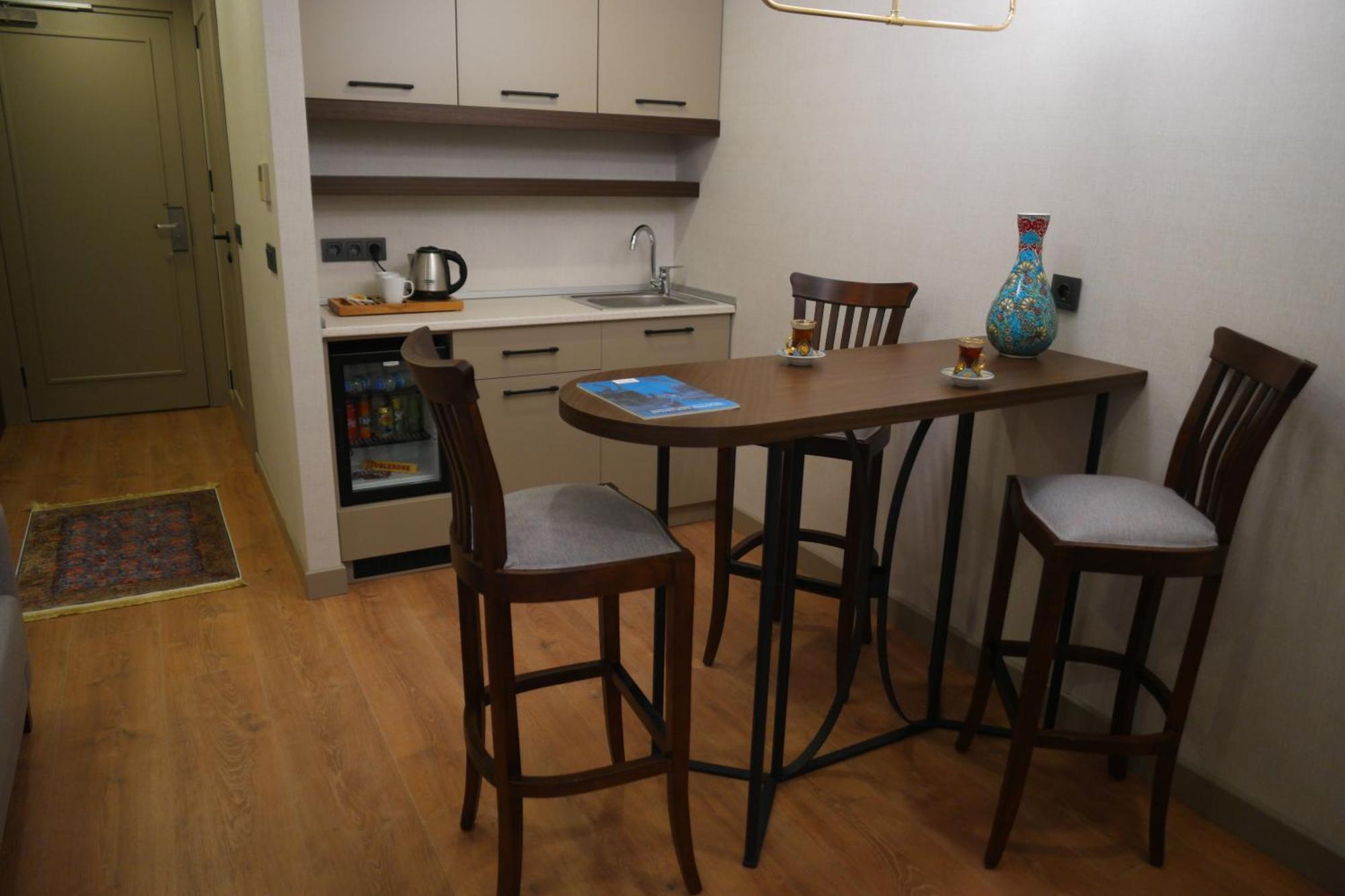 Nevi Hotel & Suites Istanbul Taksim — Photos 1